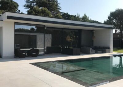 Toldo extensible recogido